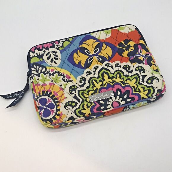 Vera Bradley Rio Quilted Tablet Sleeve 9 x 6.5 inches I Pad Ereader Zip Around - Picture 5 of 8